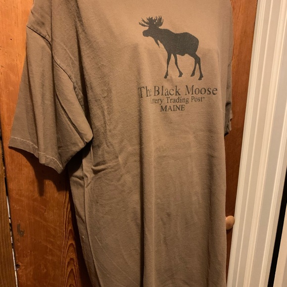 “ The Black Moose”. Kittery Trading Post Graphic Tee - Picture 3 of 7